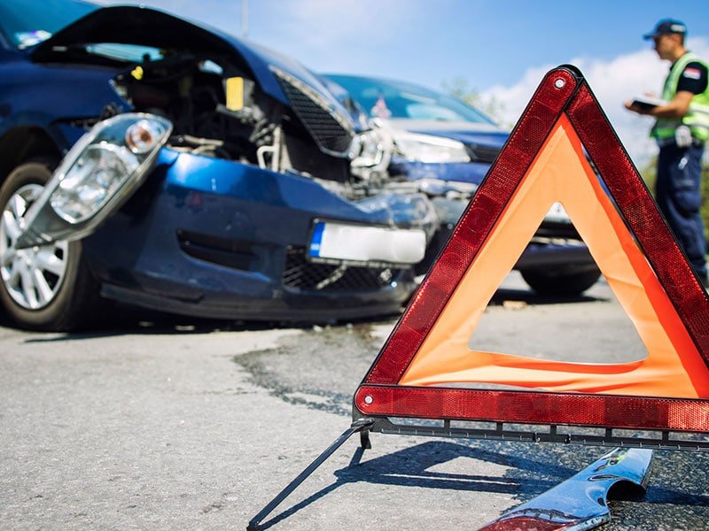 Accident necessite réparation carrosserie automobile souchard